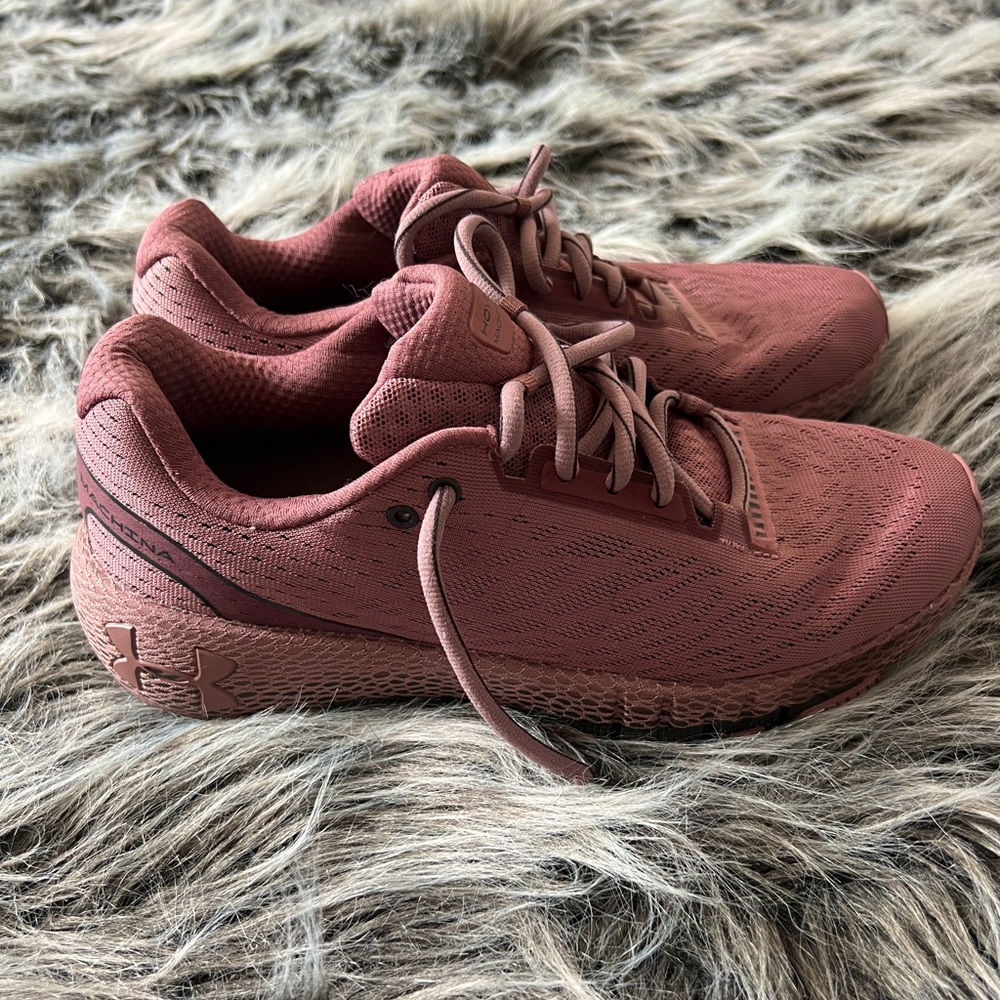Under Armour HOVR Sneakers